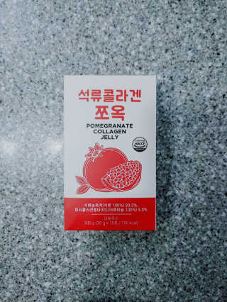 조은약초 석류콜라겐 석류즙 석류쪼옥 젤리 스틱 15포 x 20g — 3점을 준 리뷰어가 2020년 8월 올린 사용 사진