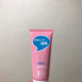IO 아이오 오늘도 넌 예뻐 - 데일리딥 클렌징폼 — 5점을 준 리뷰어가 2020년 12월 올린 사용 사진