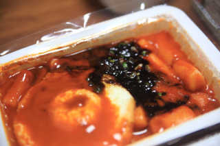 죠스떡볶이 [죠스푸드] 짜빠떡볶이+떡또그+범벅만두 신메뉴 3종 — 3점을 준 리뷰어가 2020년 4월 올린 사용 사진