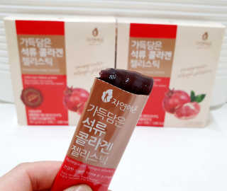 자연에온 가득담은 석류 콜라겐 젤리스틱 2BOX — 4점을 준 리뷰어가 2020년 11월 올린 사용 사진