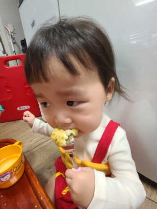 가치식탁 리얼치즈스틱, 리얼크림치즈볼 — 5점을 준 리뷰어가 2020년 10월 올린 사용 사진
