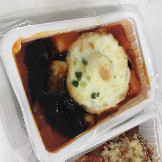 죠스떡볶이 [죠스푸드] 짜빠떡볶이+떡또그+범벅만두 신메뉴 3종 — 5점을 준 리뷰어가 2020년 4월 올린 사용 사진