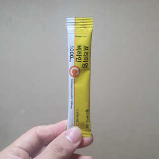 서울약사신협 프리미엄비타민C1000_2.5G x 100포 — 4점을 준 리뷰어가 2020년 12월 올린 사용 사진