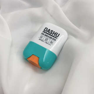 다슈코리아 다슈 솔루션 시카 쉴드 선스틱 — 5점을 준 리뷰어가 2020년 6월 올린 사용 사진