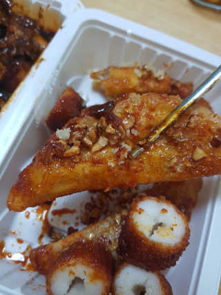 죠스떡볶이 [죠스푸드] 짜빠떡볶이+떡또그+범벅만두 신메뉴 3종 — 5점을 준 리뷰어가 2020년 4월 올린 사용 사진