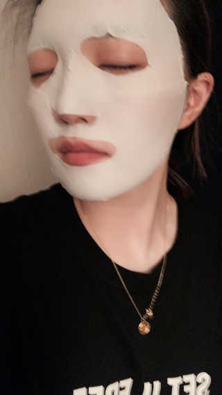 아이디플라코스메틱 페이스핏 플라스터 마스크 — 4점을 준 리뷰어가 2020년 6월 올린 사용 사진