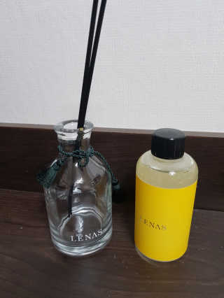 레나스 프리미엄 아로마 디퓨저 200ml  [1SET] — 5점을 준 리뷰어가 2020년 5월 올린 사용 사진