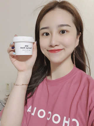 리더스코스메틱 리더스 밀크 스폰지 마스크 — 5점을 준 리뷰어가 2020년 9월 올린 사용 사진