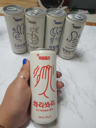 일화 No 슈가0Kcal 스테비아 톡별콜라 콤보팩 250mlX30 캔 — 5점을 준 리뷰어가 2020년 7월 올린 사용 사진