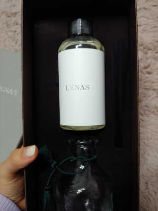 레나스 프리미엄 아로마 디퓨저 200ml  [1SET] — 5점을 준 리뷰어가 2020년 10월 올린 사용 사진