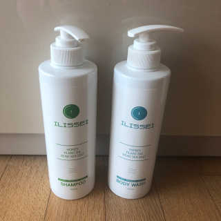 일리세이 허니 샴푸 500ml + 허니 바디워시 500ml 세트 — 4.5점을 준 리뷰어가 2020년 4월 올린 사용 사진