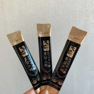 헬스업_천명진프리미엄홍삼스틱_10ml x 30포 — 5점을 준 리뷰어가 2020년 10월 올린 사용 사진