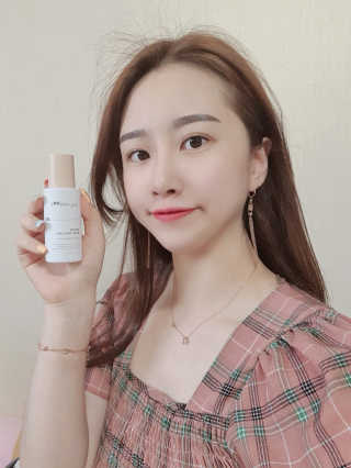 어글리프루프 세럼 스탑디어글리 딥 컨템플레이션 30ml — 5점을 준 리뷰어가 2020년 8월 올린 사용 사진