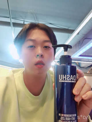 다슈코리아 다슈 데일리 단백질 한방 두피 골드 샴푸 500ml — 5점을 준 리뷰어가 2020년 12월 올린 사용 사진