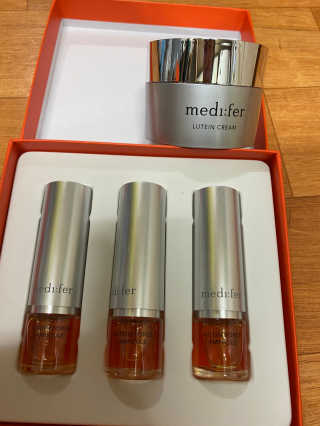 메디페르 [ 1+1 ] 루테인앰플세트 1개 + 루테인크림 50ml 1개 — 5점을 준 리뷰어가 2020년 10월 올린 사용 사진