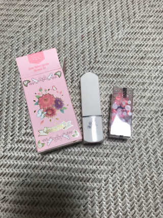 꼬메맘마 네이처 달리아핑크 립컬러 — 5점을 준 리뷰어가 2020년 4월 올린 사용 사진