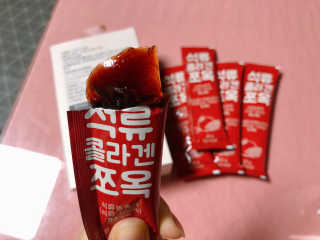 조은약초 석류콜라겐 석류즙 석류쪼옥 젤리 스틱 15포 x 20g — 5점을 준 리뷰어가 2020년 7월 올린 사용 사진