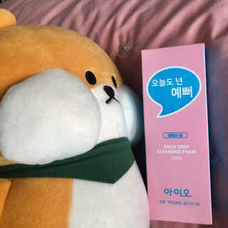 IO 아이오 오늘도 넌 예뻐 - 데일리딥 클렌징폼 — 4점을 준 리뷰어가 2020년 12월 올린 사용 사진