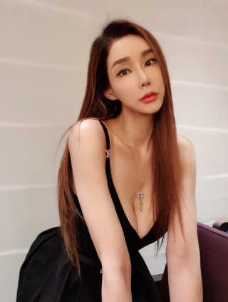 웰리카_V CARE 웰리카 락토 리프레싱 이너퍼퓸 — 5점을 준 리뷰어가 2020년 10월 올린 사용 사진