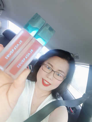 [블랙루즈] 에어 핏 벨벳 틴트 시즌6 5종 중 택1+랜덤1 — 4점을 준 리뷰어가 2020년 6월 올린 사용 사진