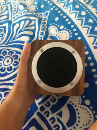 SEVIZ MINI10W 레트로 블루투스 스피커 — 5점을 준 리뷰어가 2020년 9월 올린 사용 사진