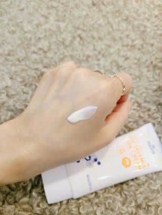 [트리티스] UV 디펜스 선크림 PA+++ / SPF50+  60ml — 4점을 준 리뷰어가 2020년 9월 올린 사용 사진