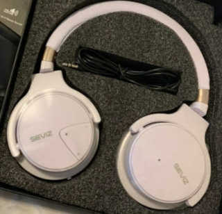 SEVIZ Bluetooth Headphones 10 3color — 5점을 준 리뷰어가 2020년 8월 올린 사용 사진