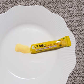 이너미인 VITAMIN-C 700 — 5점을 준 리뷰어가 2020년 9월 올린 사용 사진