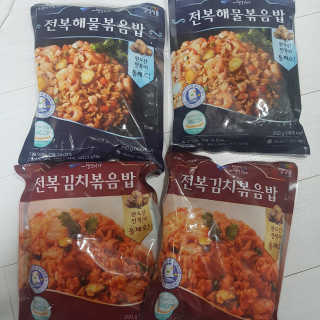 바다는다웰빙이다 전복해물볶음밥/전복김치볶음밥 250g-4봉지 — 5점을 준 리뷰어가 2020년 10월 올린 사용 사진