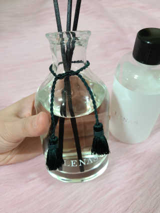 레나스 프리미엄 아로마 디퓨저 200ml  [1SET] — 5점을 준 리뷰어가 2020년 9월 올린 사용 사진