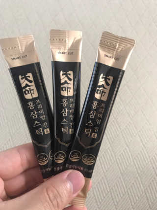 헬스업_천명진프리미엄홍삼스틱_10ml x 30포 — 5점을 준 리뷰어가 2020년 8월 올린 사용 사진