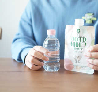 [꾸콤] 참참 OOTD쉐이크 담백한 일주일세트 50g x 5 — 5점을 준 리뷰어가 2020년 11월 올린 사용 사진