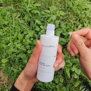 어글리프루프 에센스 스탑디어글리 레드모먼트 에센스 120ml — 5점을 준 리뷰어가 2020년 10월 올린 사용 사진
