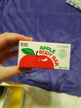 [바디홈즈] 애플 바디바 — 5점을 준 리뷰어가 2020년 12월 올린 사용 사진