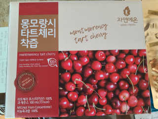 자연에온 몽모랑시 타트체리 착즙 100mL 10개입 2BOX — 5점을 준 리뷰어가 2020년 11월 올린 사용 사진