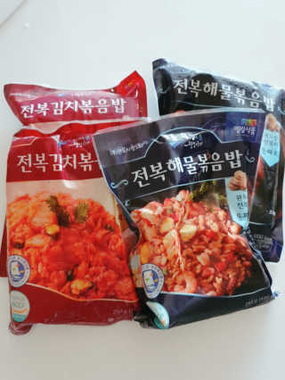 바다는다웰빙이다 전복해물볶음밥/전복김치볶음밥 250g-4봉지 — 5점을 준 리뷰어가 2020년 9월 올린 사용 사진
