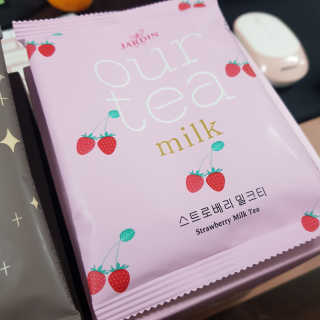 (주)쟈뎅 쟈뎅 아워티 밀크 3종 — 5점을 준 리뷰어가 2020년 11월 올린 사용 사진
