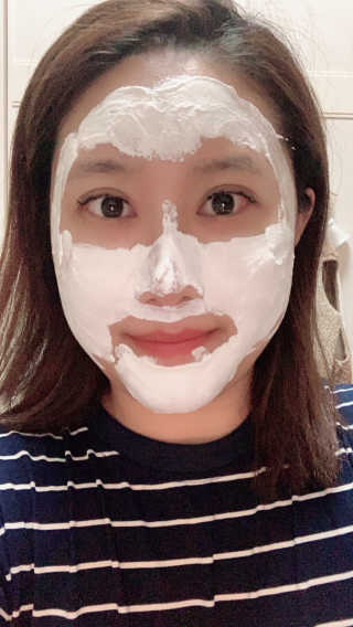 리더스코스메틱 리더스 밀크 스폰지 마스크 — 4.5점을 준 리뷰어가 2020년 12월 올린 사용 사진
