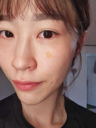 네이처컬렉션 에이지포커스 프라임 더블 이펙트 앰플 세럼 — 5점을 준 리뷰어가 2020년 4월 올린 사용 사진