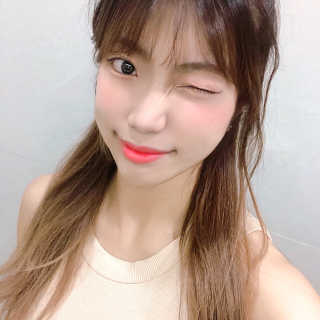 셀프코딩 밀키웨이 스프레드 글리터 밤 — 4점을 준 리뷰어가 2020년 7월 올린 사용 사진