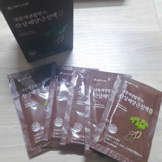 서울약사신협 약사신협_산삼배양근 진액_70ml x 30포 — 5점을 준 리뷰어가 2020년 9월 올린 사용 사진