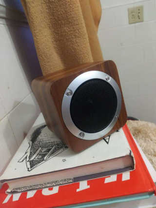 SEVIZ MINI10W 레트로 블루투스 스피커 — 5점을 준 리뷰어가 2020년 8월 올린 사용 사진