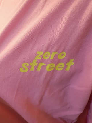 제로스트릿 ZERO STREET - BACK DONUT T-SHIRT 7 COLOR — 5점을 준 리뷰어가 2020년 7월 올린 사용 사진