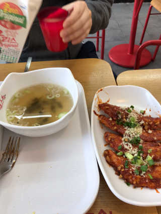 죠스떡볶이 [죠스푸드] 짜빠떡볶이+떡또그+범벅만두 신메뉴 3종 — 5점을 준 리뷰어가 2020년 5월 올린 사용 사진