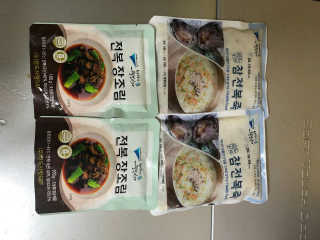 바다는다웰빙이다 완도사랑 전복죽 250g - 2팩 + 전복장조림 2팩 — 5점을 준 리뷰어가 2020년 9월 올린 사용 사진