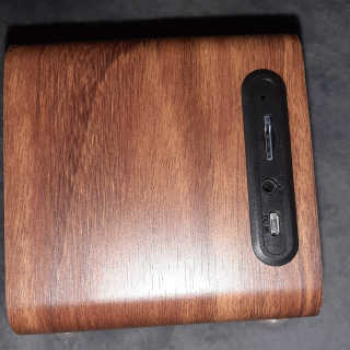 SEVIZ MINI10W 레트로 블루투스 스피커 — 5점을 준 리뷰어가 2020년 6월 올린 사용 사진