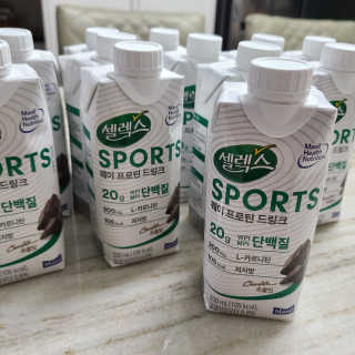 셀렉스스포츠 셀렉스 스포츠 드링크 초콜릿 _ 330ml x 12팩 — 5점을 준 리뷰어가 2020년 11월 올린 사용 사진