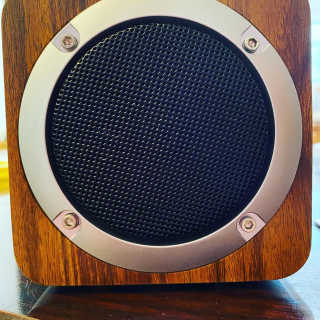 SEVIZ MINI10W 레트로 블루투스 스피커 — 5점을 준 리뷰어가 2020년 9월 올린 사용 사진