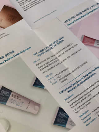 내추럴프렌드 모이스춰 버블 클렌징폼 — 5점을 준 리뷰어가 2020년 10월 올린 사용 사진