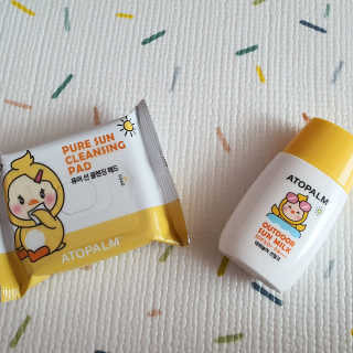 아토팜 야외놀이 선밀크 SPF50+ PA+++ — 5점을 준 리뷰어가 2020년 5월 올린 사용 사진